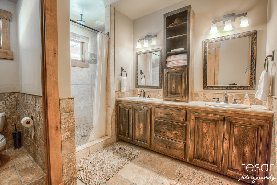 Boise Real Estate Photogapher Featherville Cabin 11