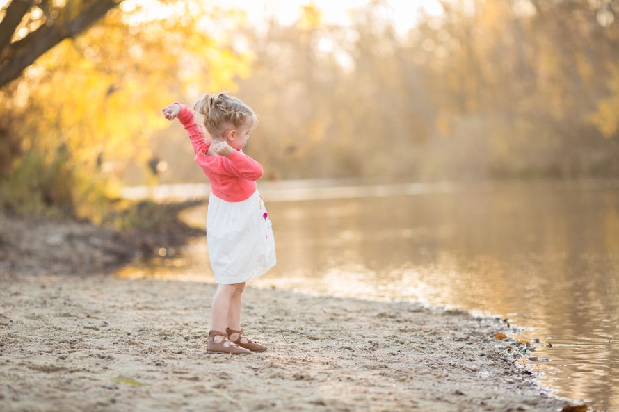 november-2016-web-sized-2050pp_w890_h593