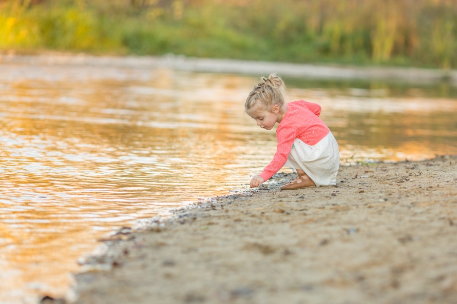 november-2016-web-sized-2127pp_w890_h593